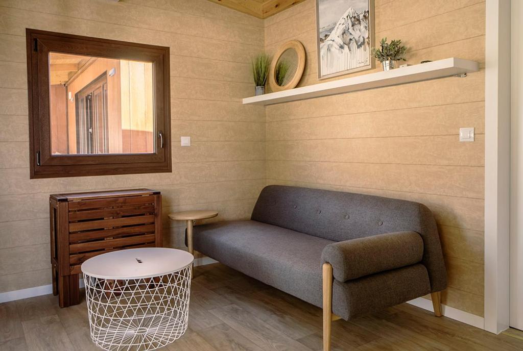 El Arrebol Comfort Camp Jaca Luaran gambar