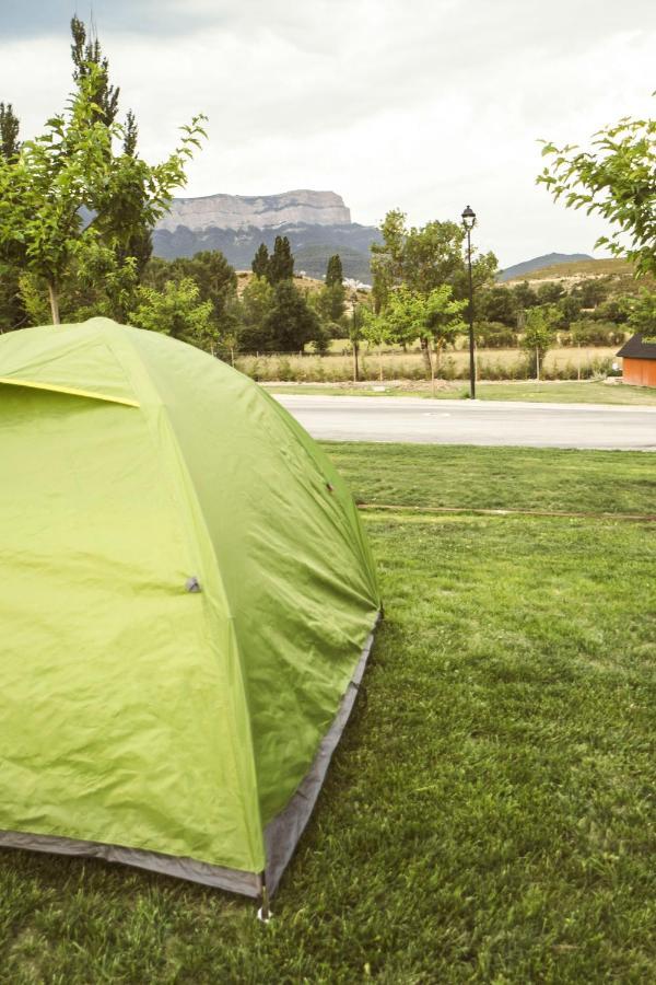 El Arrebol Comfort Camp Jaca Luaran gambar